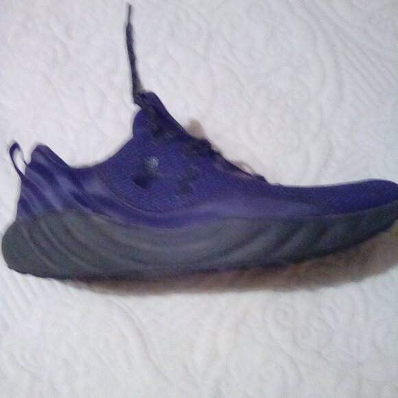 Men's under armour shoes size 10 - Picture 4 of 8